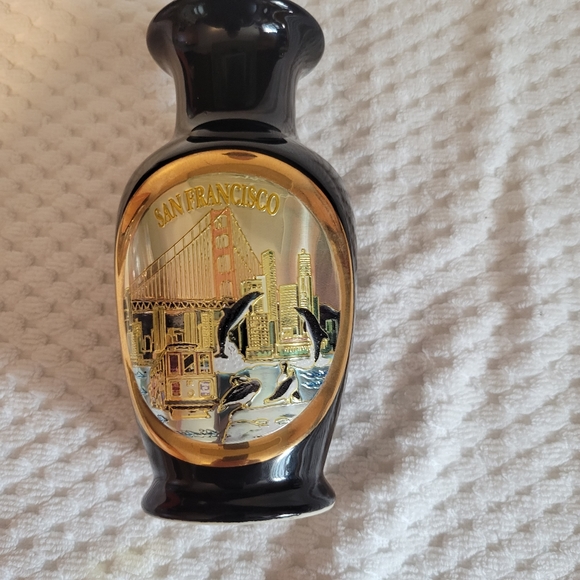 Vase - Picture 2 of 4